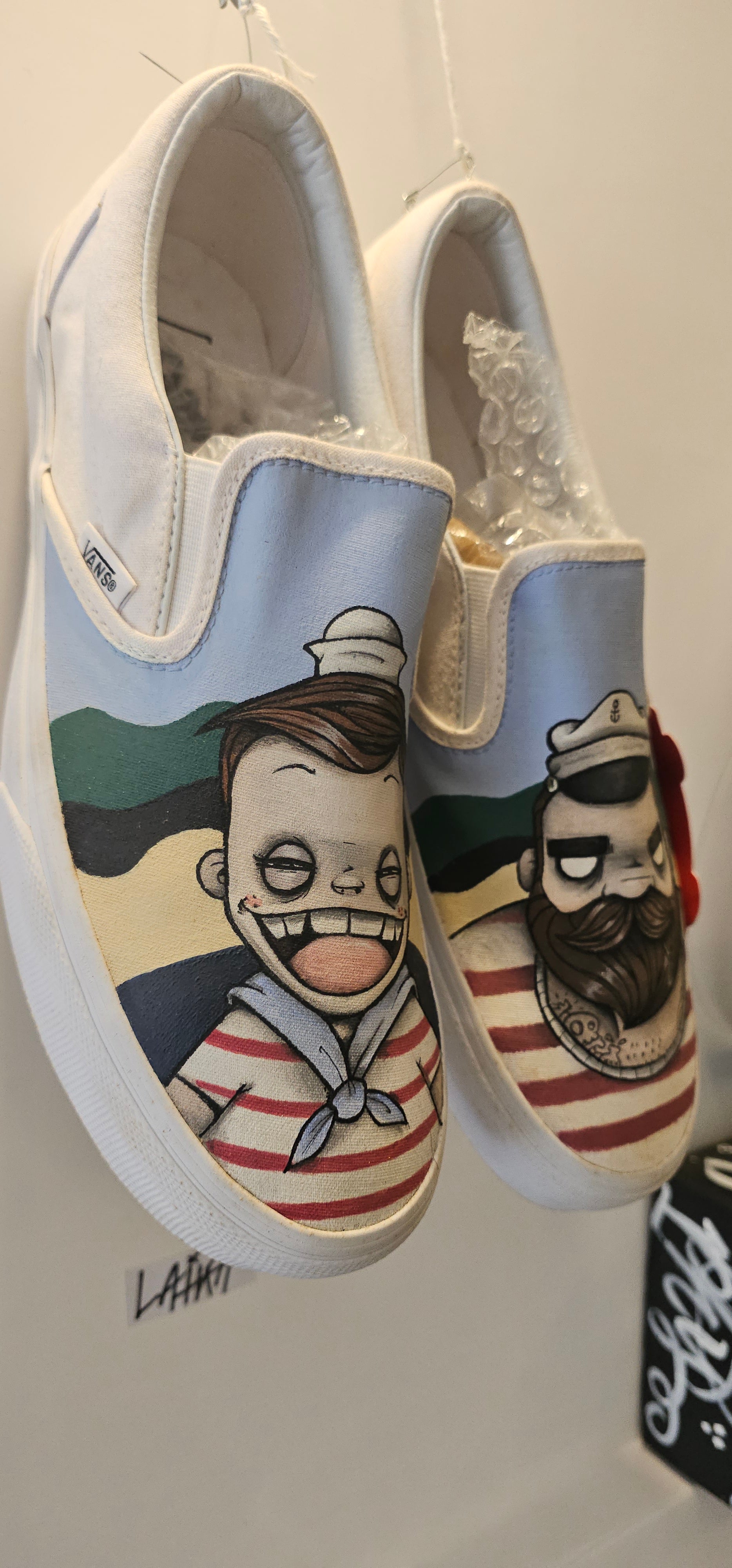 CUSTOM VANS MADE BY "LAIKA"