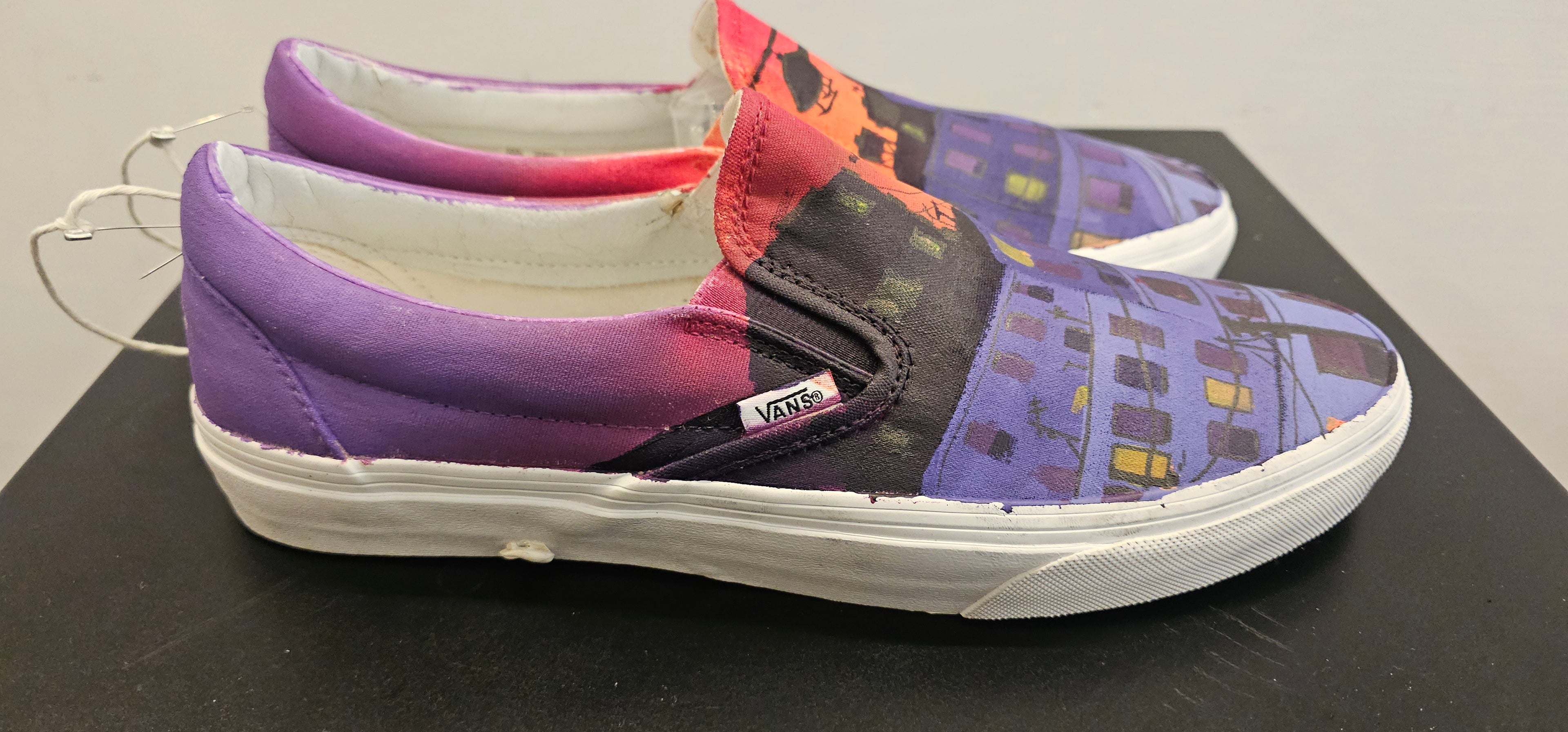 CUSTOM VANS MADE BY"PHEN"